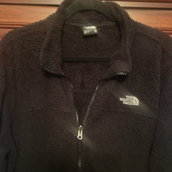 The North Face women’s coat. - Picture 3 of 4